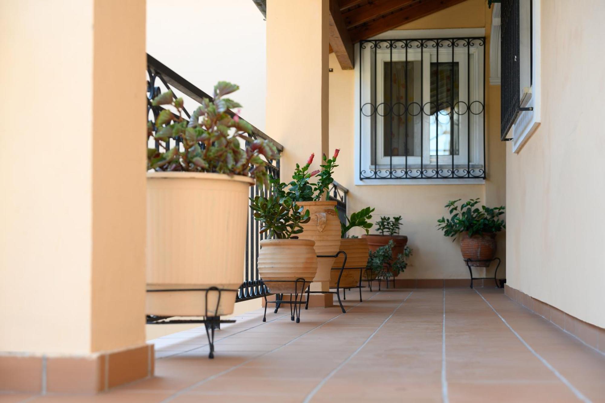 Xenia'S Apartments In Alepou Corfu  Exterior photo